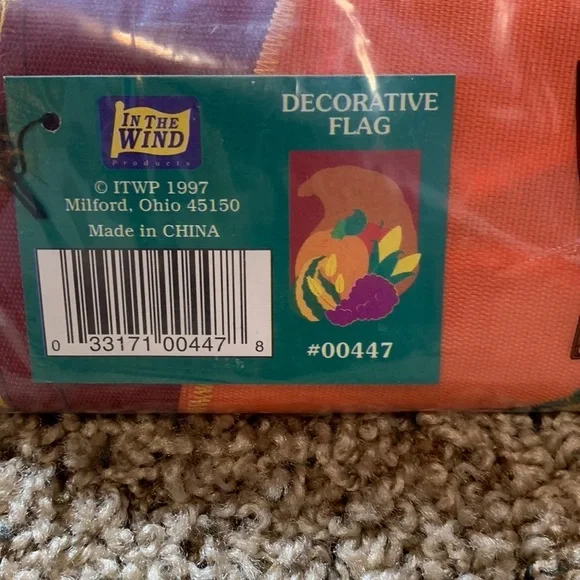 AUTUMN/FLAG CORNUCOPIA FLAG - Picture 4 of 5